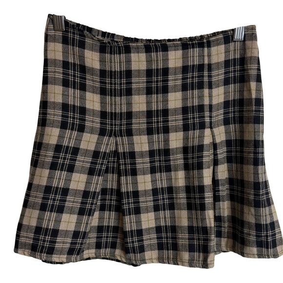 Brandy Melville Dresses & Skirts - Brandy Melville One Size Mini Pleat Plaid Skirt One Size Made in Italy Brown EUC